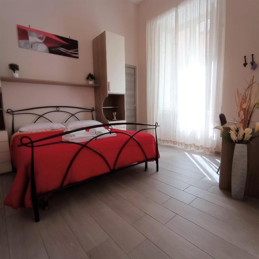 Essenza Di Couette-café Naples